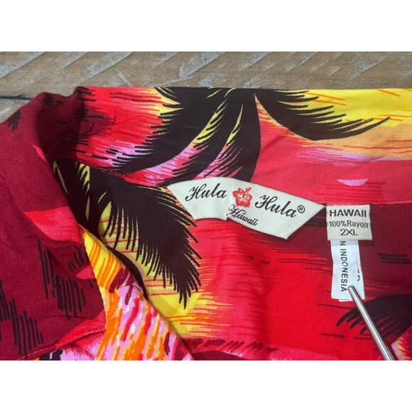 Hula Hula Hawaiian Shirt Fuchsia Black/Red/Yellow Palm Trees Tropical Rayon- 2XL - Picture 4 of 7